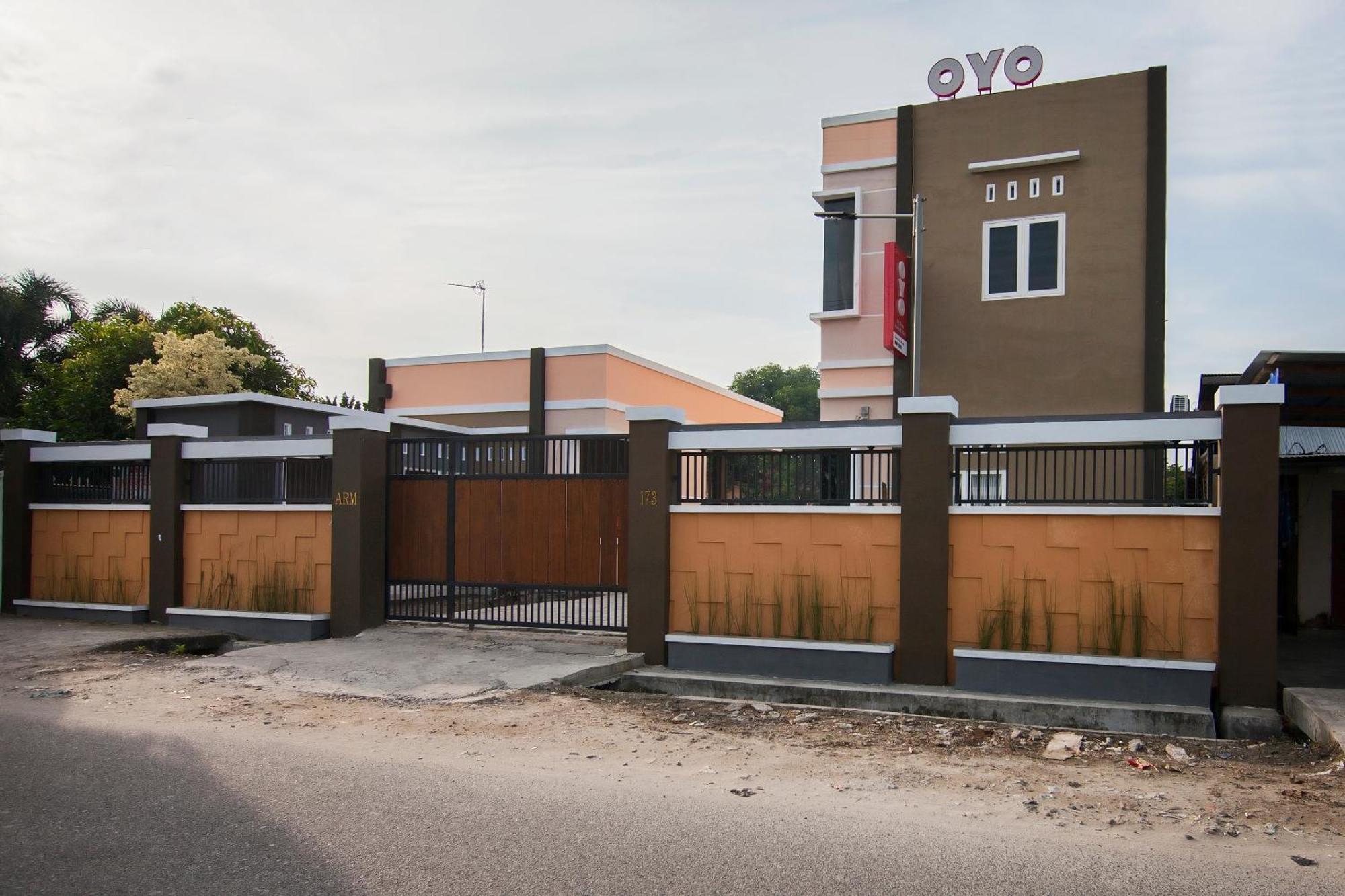 Oyo 725 My Arm Home & Stay Medan Exteriér fotografie